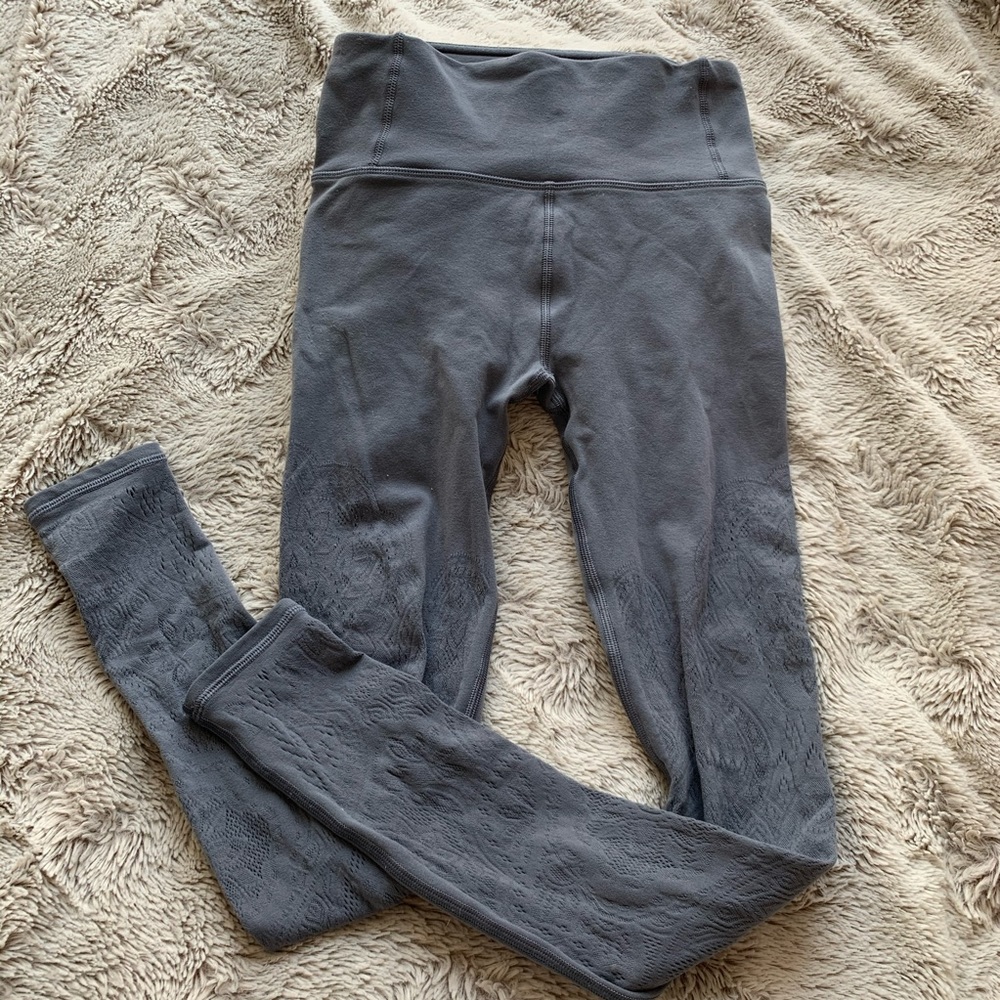 Lululemon Reveal Leggings